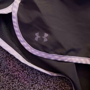 Under Armour Women's Grey and White Shorts